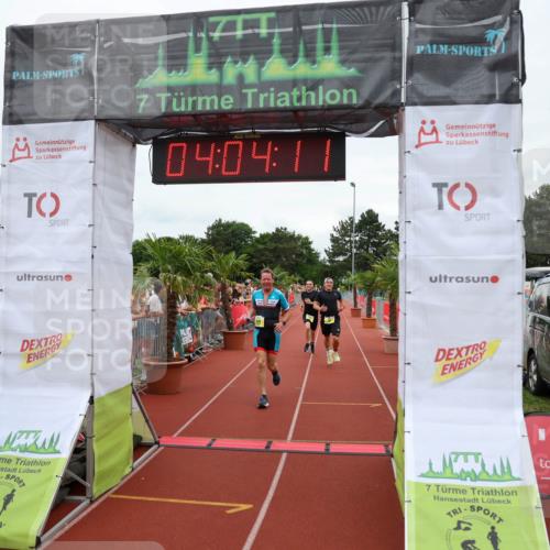 15.06.2025 - 7 Türme Triathlon Michael Strokosch http://msf.ph/oto/7973315 15.06.2025 14:04:10 Ziel 192, 736, 857, 1028 meine-sportfotos.de