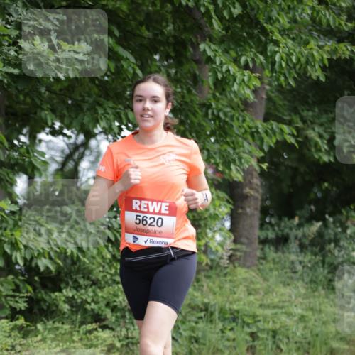 15.06.2025 - REWE Women's Run Jannik Wohlers http://msf.ph/oto/7973324 15.06.2025 10:07:59 Laufen 5620 meine-sportfotos.de