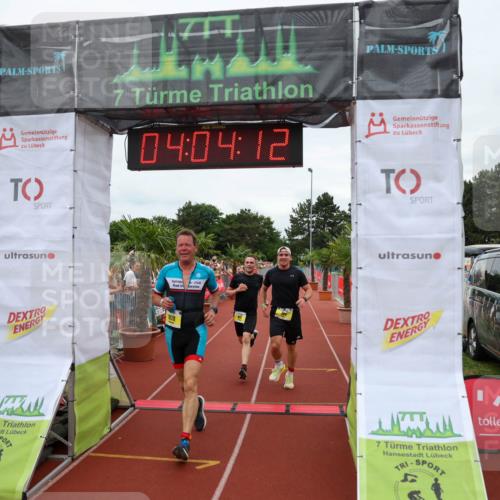 15.06.2025 - 7 Türme Triathlon Michael Strokosch http://msf.ph/oto/7973330 15.06.2025 14:04:11 Ziel 192, 736, 857, 1028 meine-sportfotos.de