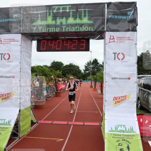 15.06.2025 - 7 Türme Triathlon Michael Strokosch http://msf.ph/oto/7973370 15.06.2025 14:04:23 Ziel 605, 988 meine-sportfotos.de