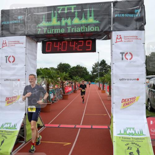 15.06.2025 - 7 Türme Triathlon Michael Strokosch http://msf.ph/oto/7973393 15.06.2025 14:04:29 Ziel 605, 988, 1169 meine-sportfotos.de
