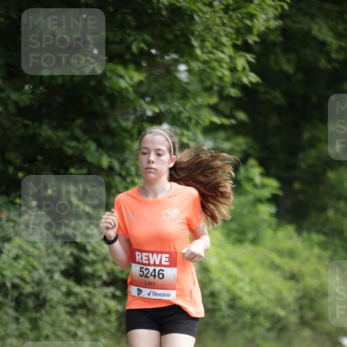 15.06.2025 - REWE Women's Run Jannik Wohlers http://msf.ph/oto/7973399 15.06.2025 10:08:03 Laufen 5246 meine-sportfotos.de