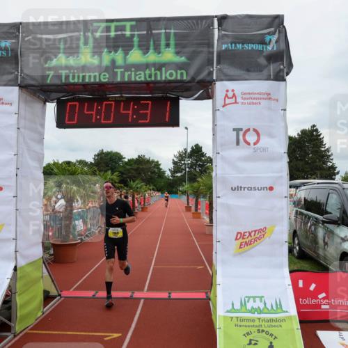 15.06.2025 - 7 Türme Triathlon Michael Strokosch http://msf.ph/oto/7973407 15.06.2025 14:04:30 Ziel 605, 988, 1169 meine-sportfotos.de