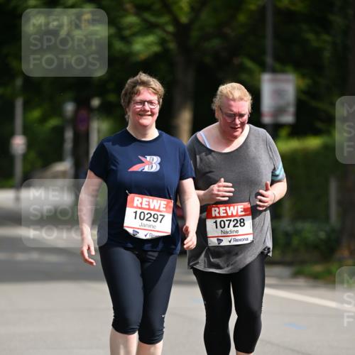 15.06.2025 - REWE Women's Run Dr. Thomas Lammeyer http://msf.ph/oto/7973426 15.06.2025 10:03:57 Laufen 10728 meine-sportfotos.de