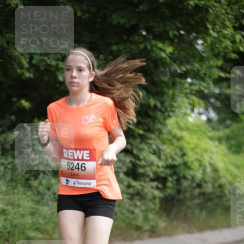 15.06.2025 - REWE Women's Run Jannik Wohlers http://msf.ph/oto/7973437 15.06.2025 10:08:03 Laufen 5246 meine-sportfotos.de