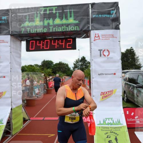15.06.2025 - 7 Türme Triathlon Michael Strokosch http://msf.ph/oto/7973467 15.06.2025 14:04:41 Ziel 1106 meine-sportfotos.de