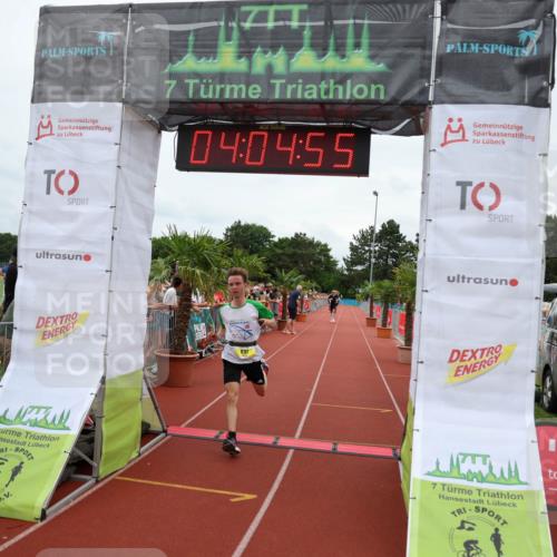15.06.2025 - 7 Türme Triathlon Michael Strokosch http://msf.ph/oto/7973513 15.06.2025 14:04:55 Ziel 630, 837 meine-sportfotos.de