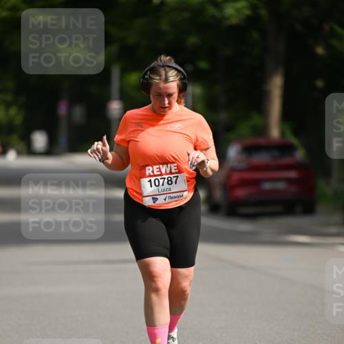 15.06.2025 - REWE Women's Run Dr. Thomas Lammeyer http://msf.ph/oto/7973514 15.06.2025 10:04:48 Laufen 777, 10787 meine-sportfotos.de