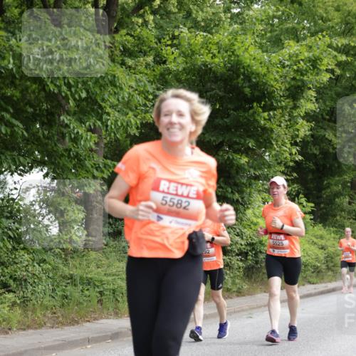 15.06.2025 - REWE Women's Run Jannik Wohlers http://msf.ph/oto/7973515 15.06.2025 10:08:10 Laufen 5582, 92, 5525 meine-sportfotos.de