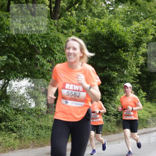 15.06.2025 - REWE Women's Run Jannik Wohlers http://msf.ph/oto/7973529 15.06.2025 10:08:10 Laufen 5582, 5292, 5525 meine-sportfotos.de