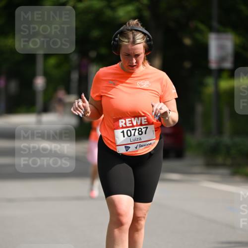 15.06.2025 - REWE Women's Run Dr. Thomas Lammeyer http://msf.ph/oto/7973555 15.06.2025 10:04:49 Laufen 10787 meine-sportfotos.de