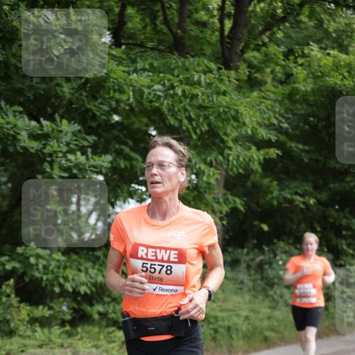 15.06.2025 - REWE Women's Run Jannik Wohlers http://msf.ph/oto/7973590 15.06.2025 10:08:16 Laufen 5578 meine-sportfotos.de