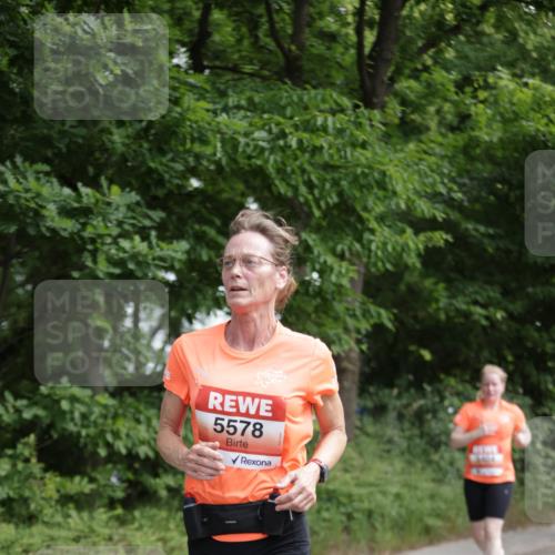 15.06.2025 - REWE Women's Run Jannik Wohlers http://msf.ph/oto/7973594 15.06.2025 10:08:16 Laufen 5578 meine-sportfotos.de