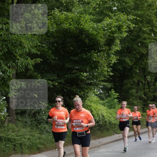 15.06.2025 - REWE Women's Run Jannik Wohlers http://msf.ph/oto/7973632 15.06.2025 10:08:24 Laufen 5651, 562 meine-sportfotos.de
