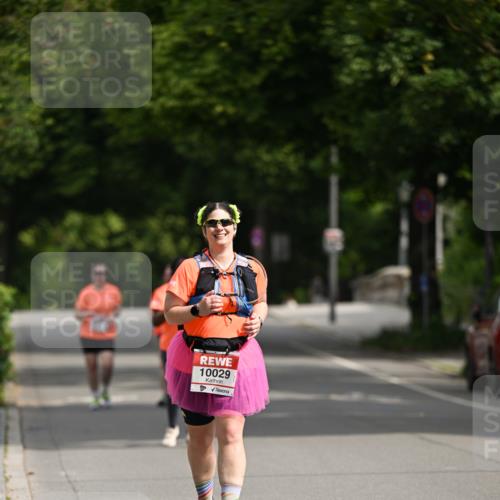 15.06.2025 - REWE Women's Run Dr. Thomas Lammeyer http://msf.ph/oto/7973641 15.06.2025 10:05:34 Laufen 10029 meine-sportfotos.de