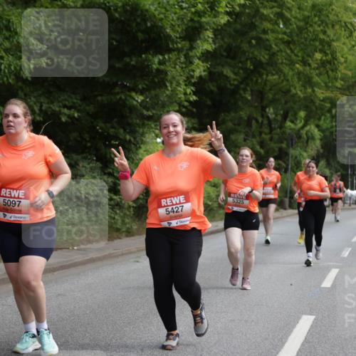 15.06.2025 - REWE Women's Run Jannik Wohlers http://msf.ph/oto/7973704 15.06.2025 10:08:30 Laufen 5097, 5427, 5325 meine-sportfotos.de