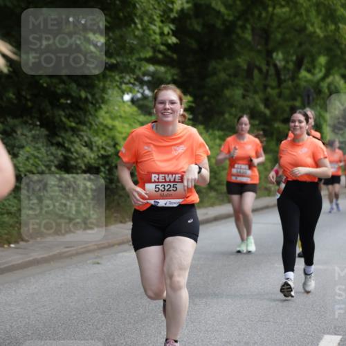 15.06.2025 - REWE Women's Run Jannik Wohlers http://msf.ph/oto/7973741 15.06.2025 10:08:32 Laufen 5325, 8430 meine-sportfotos.de