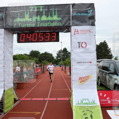 15.06.2025 - 7 Türme Triathlon Michael Strokosch http://msf.ph/oto/7973784 15.06.2025 14:05:33 Ziel 757, 926, 1139, 1144 meine-sportfotos.de