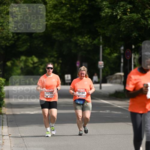 15.06.2025 - REWE Women's Run Dr. Thomas Lammeyer http://msf.ph/oto/7973843 15.06.2025 10:05:44 Laufen 10785, 10180 meine-sportfotos.de