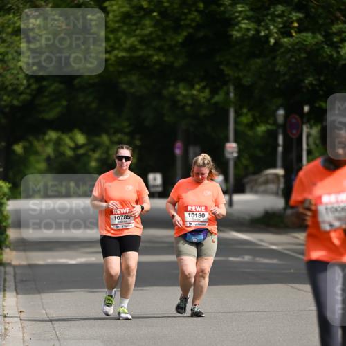 15.06.2025 - REWE Women's Run Dr. Thomas Lammeyer http://msf.ph/oto/7973857 15.06.2025 10:05:44 Laufen 10785, 10180 meine-sportfotos.de