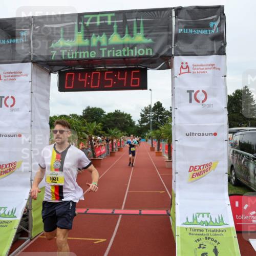 15.06.2025 - 7 Türme Triathlon Michael Strokosch http://msf.ph/oto/7973859 15.06.2025 14:05:46 Ziel 971, 1031 meine-sportfotos.de