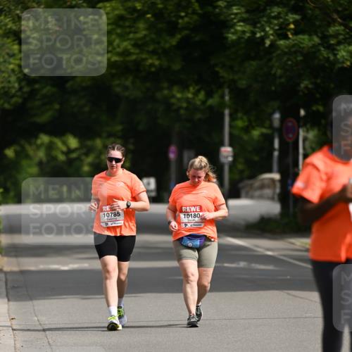 15.06.2025 - REWE Women's Run Dr. Thomas Lammeyer http://msf.ph/oto/7973868 15.06.2025 10:05:45 Laufen 10785, 10180 meine-sportfotos.de