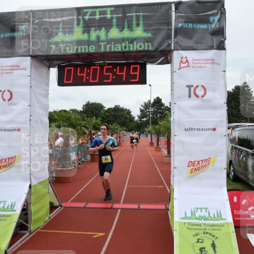 15.06.2025 - 7 Türme Triathlon Michael Strokosch http://msf.ph/oto/7973877 15.06.2025 14:05:49 Ziel 477, 971, 984, 1031 meine-sportfotos.de
