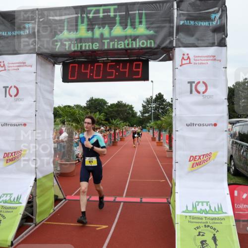 15.06.2025 - 7 Türme Triathlon Michael Strokosch http://msf.ph/oto/7973880 15.06.2025 14:05:49 Ziel 477, 971, 984, 1031 meine-sportfotos.de