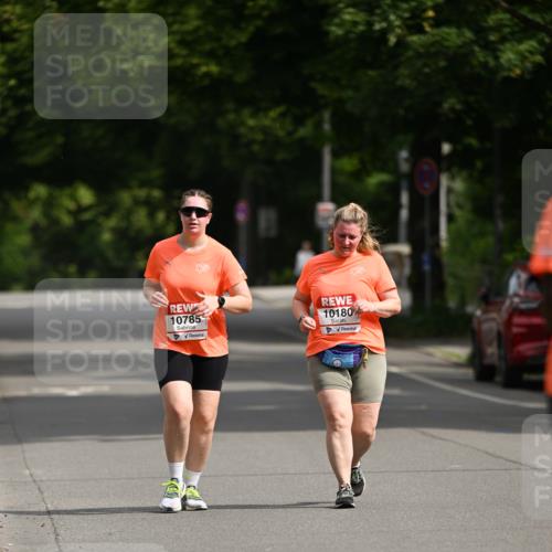 15.06.2025 - REWE Women's Run Dr. Thomas Lammeyer http://msf.ph/oto/7973888 15.06.2025 10:05:46 Laufen 10785, 10180 meine-sportfotos.de