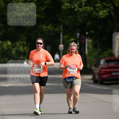 15.06.2025 - REWE Women's Run Dr. Thomas Lammeyer http://msf.ph/oto/7973923 15.06.2025 10:05:47 Laufen 10785, 10180 meine-sportfotos.de