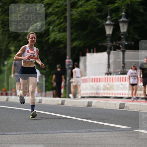 15.06.2025 - REWE Women's Run Dr. Thomas Lammeyer http://msf.ph/oto/7973929 15.06.2025 10:39:01 Laufen 5460 meine-sportfotos.de