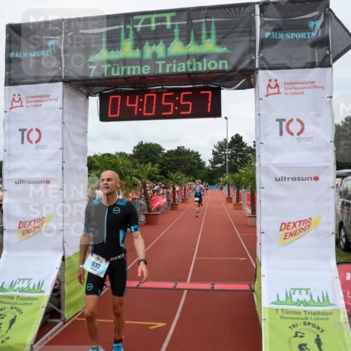 15.06.2025 - 7 Türme Triathlon Michael Strokosch http://msf.ph/oto/7973935 15.06.2025 14:05:56 Ziel 477, 599, 633, 971, 984 meine-sportfotos.de