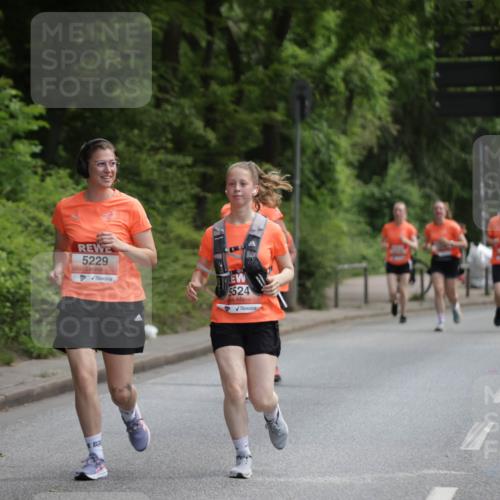 15.06.2025 - REWE Women's Run Jannik Wohlers http://msf.ph/oto/7973950 15.06.2025 10:08:39 Laufen 5229, 5524 meine-sportfotos.de