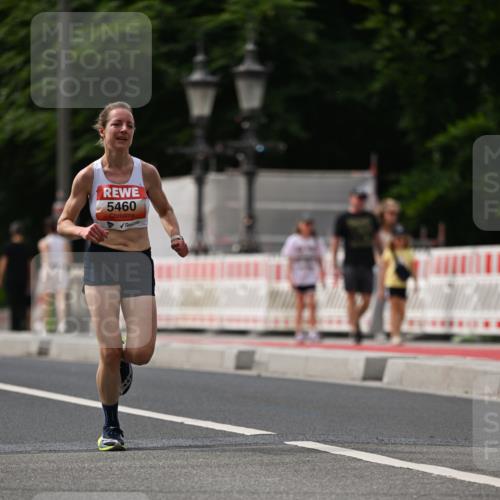 15.06.2025 - REWE Women's Run Dr. Thomas Lammeyer http://msf.ph/oto/7973959 15.06.2025 10:39:02 Laufen 5460 meine-sportfotos.de