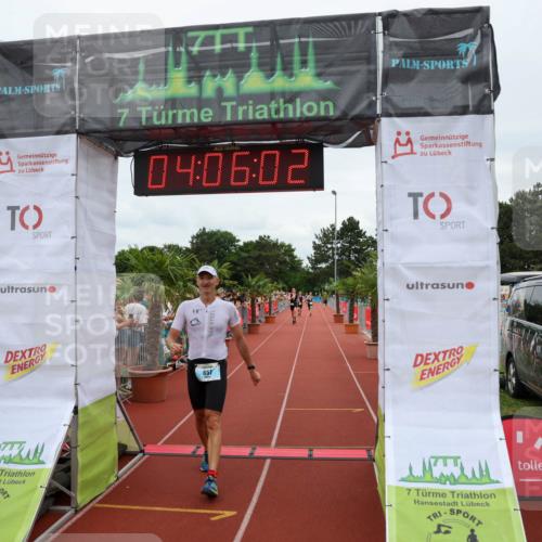 15.06.2025 - 7 Türme Triathlon Michael Strokosch http://msf.ph/oto/7973978 15.06.2025 14:06:01 Ziel 477, 599, 633, 657, 984 meine-sportfotos.de