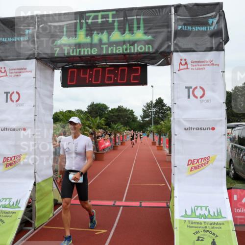 15.06.2025 - 7 Türme Triathlon Michael Strokosch http://msf.ph/oto/7973988 15.06.2025 14:06:02 Ziel 599, 633, 657 meine-sportfotos.de
