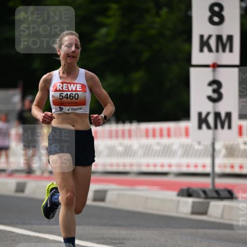 15.06.2025 - REWE Women's Run Dr. Thomas Lammeyer http://msf.ph/oto/7974000 15.06.2025 10:39:03 Laufen 5460, 8, 3 meine-sportfotos.de