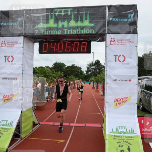 15.06.2025 - 7 Türme Triathlon Michael Strokosch http://msf.ph/oto/7974006 15.06.2025 14:06:08 Ziel 657, 743, 1044, 1136 meine-sportfotos.de