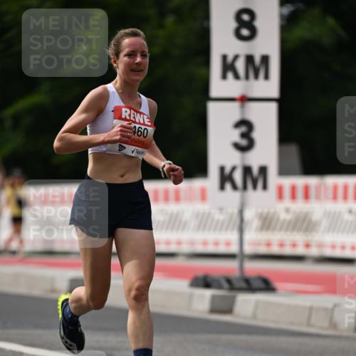 15.06.2025 - REWE Women's Run Dr. Thomas Lammeyer http://msf.ph/oto/7974008 15.06.2025 10:39:04 Laufen 460, 3 meine-sportfotos.de