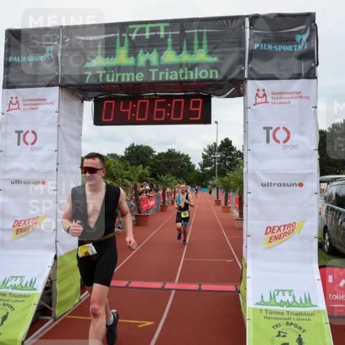 15.06.2025 - 7 Türme Triathlon Michael Strokosch http://msf.ph/oto/7974016 15.06.2025 14:06:09 Ziel 657, 743, 1044, 1136 meine-sportfotos.de