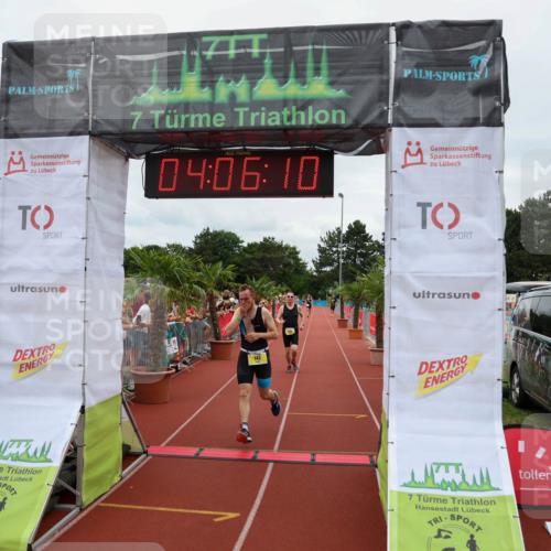 15.06.2025 - 7 Türme Triathlon Michael Strokosch http://msf.ph/oto/7974019 15.06.2025 14:06:09 Ziel 657, 743, 1044, 1136 meine-sportfotos.de