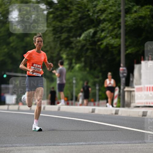 15.06.2025 - REWE Women's Run Dr. Thomas Lammeyer http://msf.ph/oto/7974036 15.06.2025 10:39:22 Laufen 5074 meine-sportfotos.de