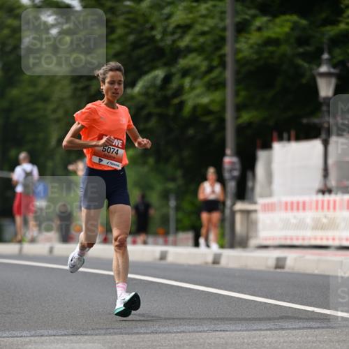 15.06.2025 - REWE Women's Run Dr. Thomas Lammeyer http://msf.ph/oto/7974062 15.06.2025 10:39:23 Laufen 5074 meine-sportfotos.de