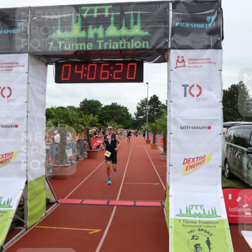 15.06.2025 - 7 Türme Triathlon Michael Strokosch http://msf.ph/oto/7974063 15.06.2025 14:06:20 Ziel 1187 meine-sportfotos.de