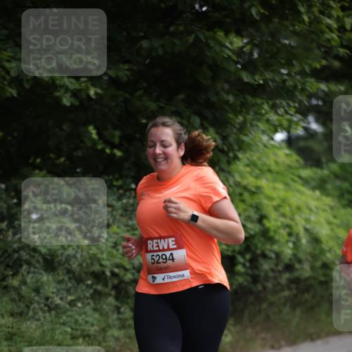 15.06.2025 - REWE Women's Run Jannik Wohlers http://msf.ph/oto/7974064 15.06.2025 10:08:44 Laufen 5294 meine-sportfotos.de
