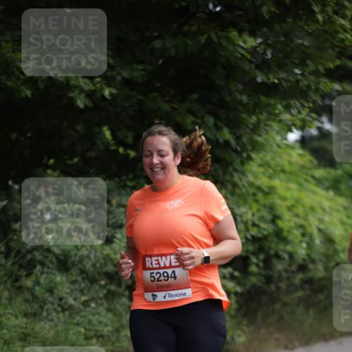 15.06.2025 - REWE Women's Run Jannik Wohlers http://msf.ph/oto/7974072 15.06.2025 10:08:44 Laufen 5294 meine-sportfotos.de