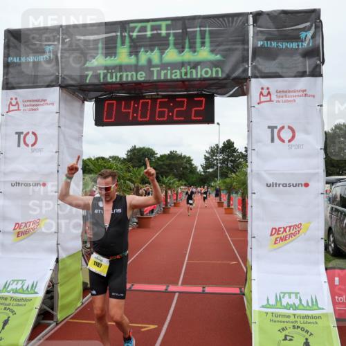 15.06.2025 - 7 Türme Triathlon Michael Strokosch http://msf.ph/oto/7974081 15.06.2025 14:06:21 Ziel 196, 370, 989, 1187 meine-sportfotos.de