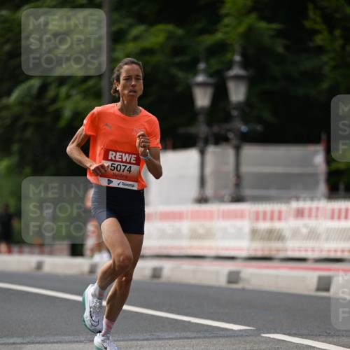 15.06.2025 - REWE Women's Run Dr. Thomas Lammeyer http://msf.ph/oto/7974092 15.06.2025 10:39:24 Laufen 5074 meine-sportfotos.de