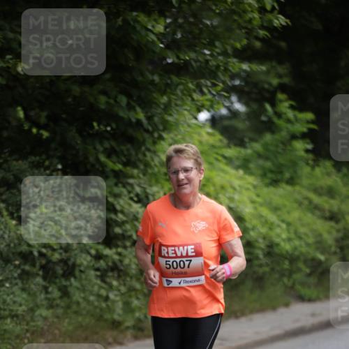 15.06.2025 - REWE Women's Run Jannik Wohlers http://msf.ph/oto/7974110 15.06.2025 10:08:45 Laufen 5007 meine-sportfotos.de