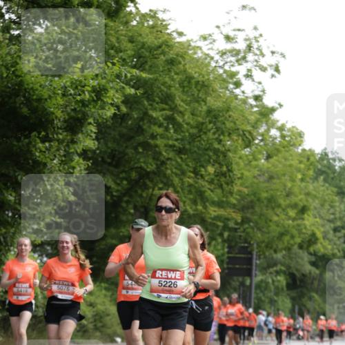 15.06.2025 - REWE Women's Run Jannik Wohlers http://msf.ph/oto/7974135 15.06.2025 10:08:50 Laufen 5419, 5076, 544, 5226 meine-sportfotos.de